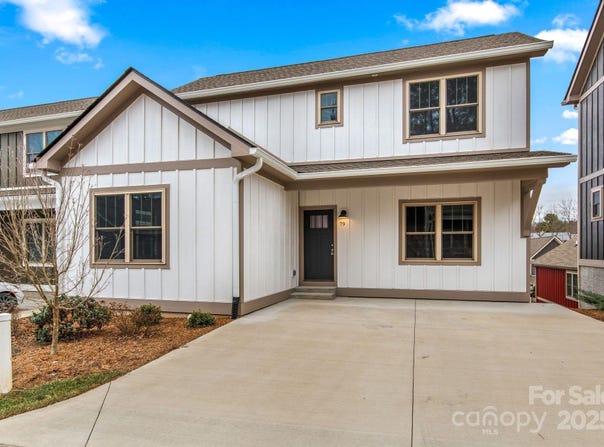 79 Wheeler Road, Weaverville, NC 28787