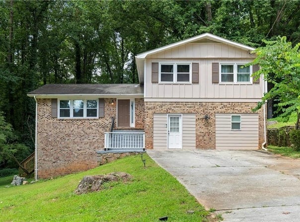 811 Corundum Court, Stone Mountain, GA 30083