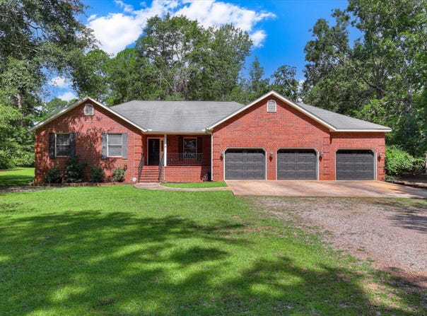 126 Deerwood Drive, Waynesboro, GA 30830