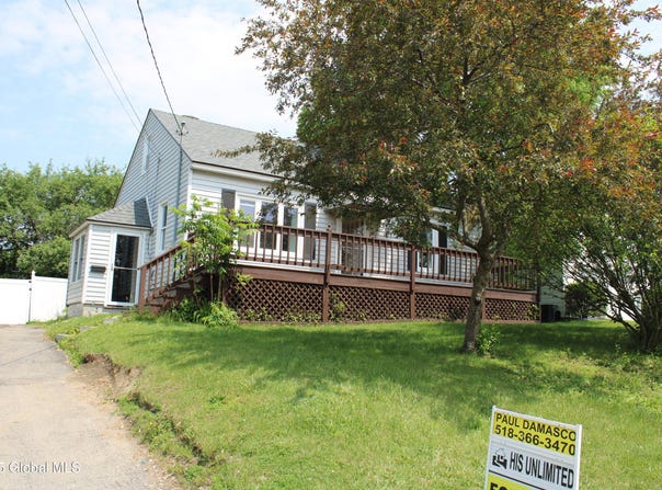254 Church Street, Amsterdam, NY 12010