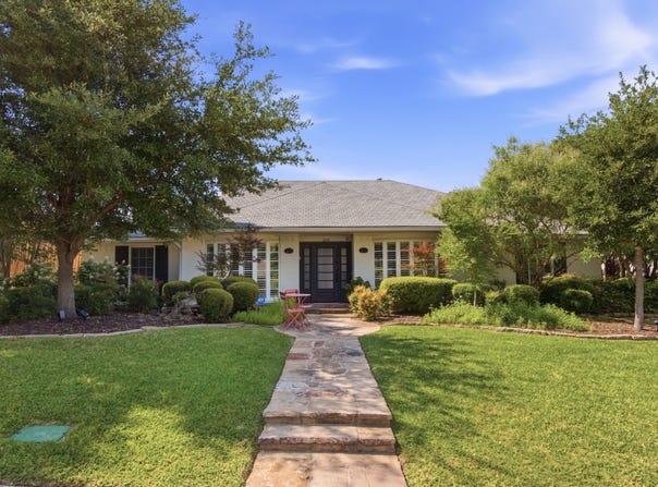 209 Fall Creek Drive, Richardson, TX 75080