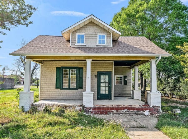 213 Dozier St., Georgetown, SC 29440