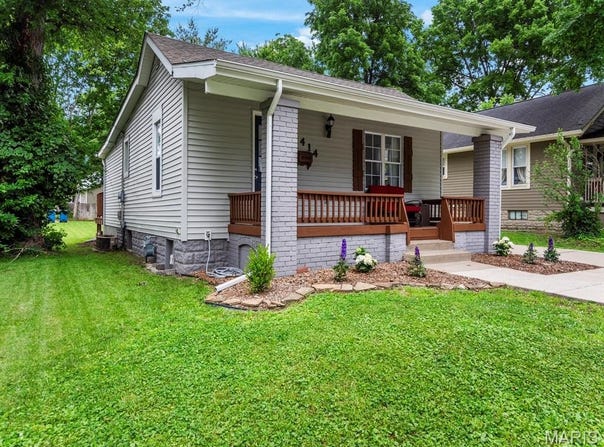 414 Plum Street, Edwardsville, IL 62025