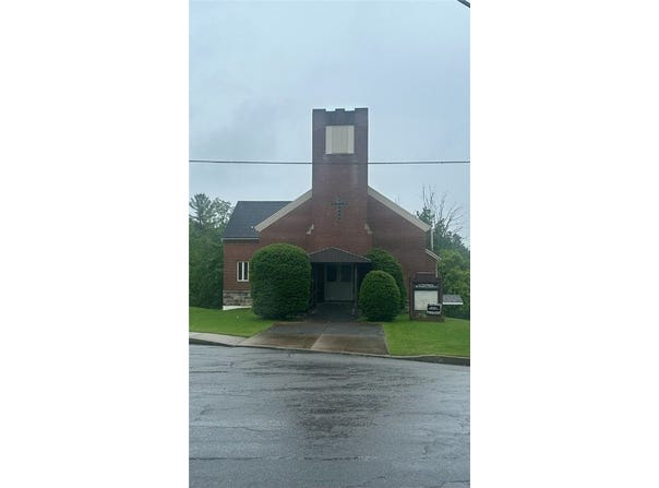 90 Luthersburg Rockton Rd, Dubois Area School District, PA 15848
