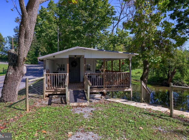 283 SKYVIEW Lane, LITITZ, PA 17543