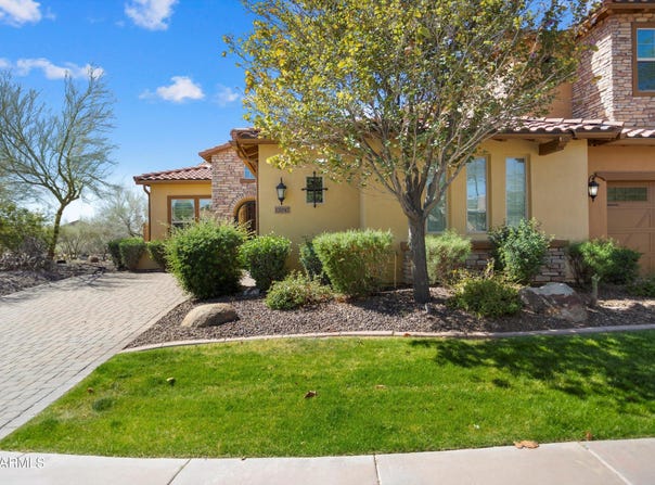 12047 W RED HAWK Drive, Peoria, AZ 85383