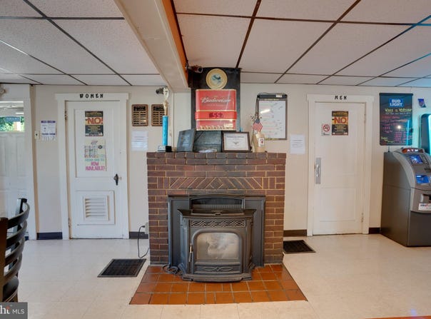 236 N MAIN STREET, MILROY, PA 17063