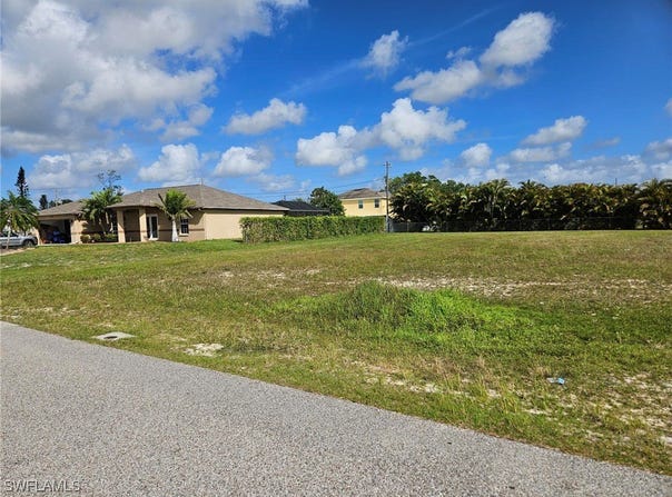 715 SW 5th Street, Cape Coral, FL 33991