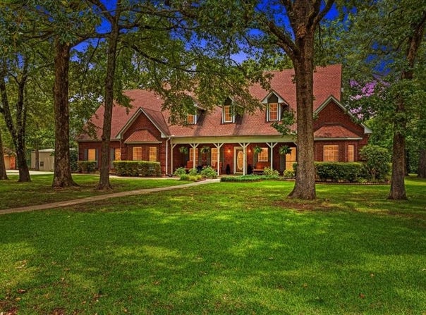 415 Timber Lakes Drive, Powderly, TX 75473