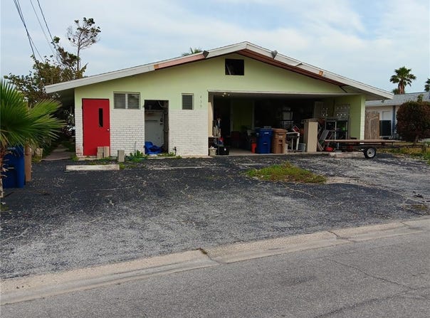 439 129TH AVENUE E, MADEIRA BEACH, FL 33708