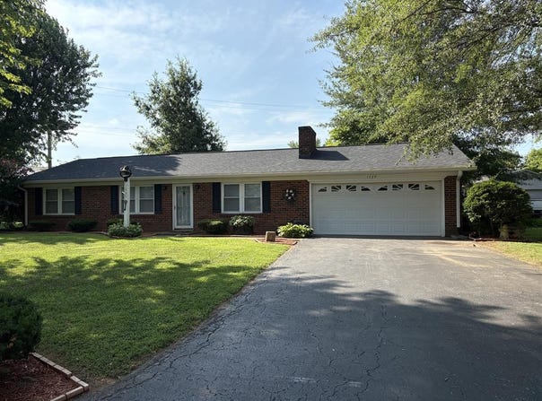 1729 Karen Circle, Bowling Green, KY 42104