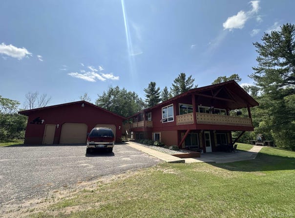 W7065 US 2, Quinnesec, MI 49876