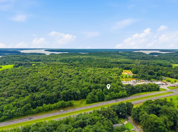 1613 U.S. 62, Kuttawa, KY 42055