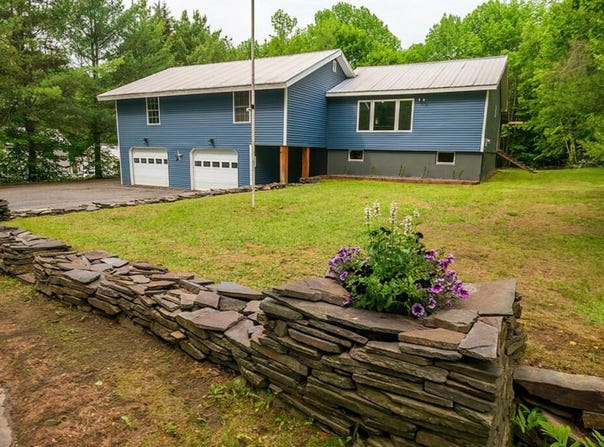 44 Donigan Road, Moscow, ME 04920