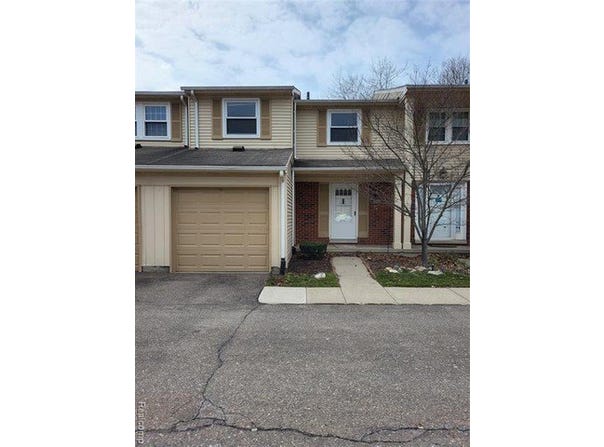 1504 Brentwood Drive, Troy, MI 48098