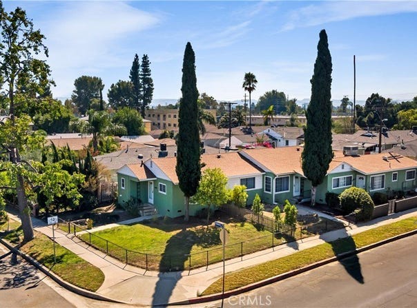 6153 Clybourn Avenue, North Hollywood, CA 91606