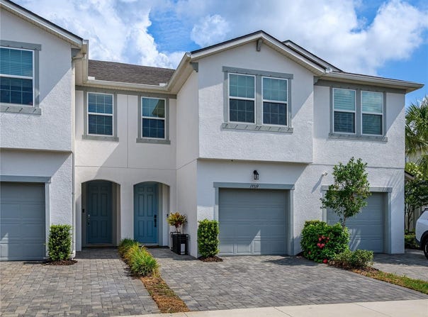 19319 BLUE POND Drive, LUTZ, FL 33558
