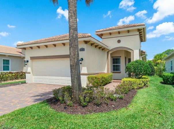 11227 SW Visconti Way, Port Saint Lucie, FL 34986