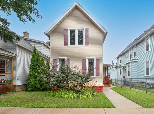 2358 S Howell Ave, Milwaukee, WI 53207