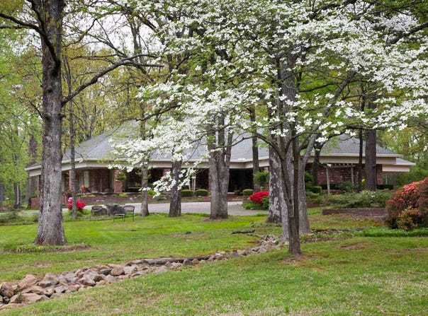 2205 Church Avenue, Mena, AR 71953