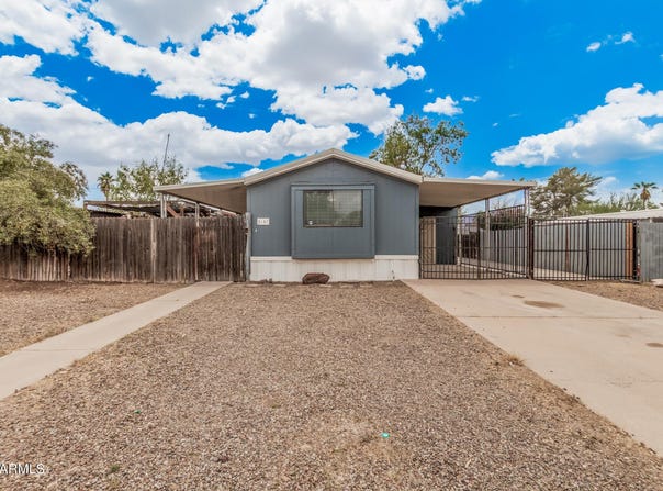 8107 E BUTTE Street, Mesa, AZ 85207