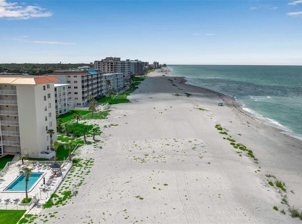 1150 TARPON CENTER DRIVE, VENICE, FL 34285