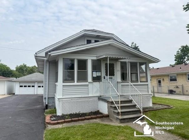 211 Huber, Monroe, MI 48162