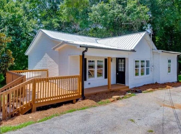 1387 Mize, Toccoa, GA 30577