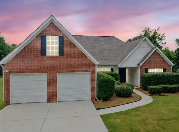 3690 Golfe Links Drive, Snellville, GA 30039