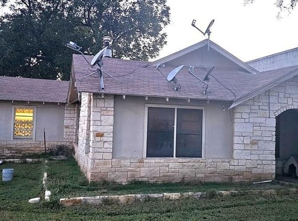 319 S Main St, Eden, TX 76837