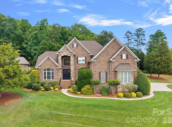 104 Timberside Drive, Davidson, NC 28036