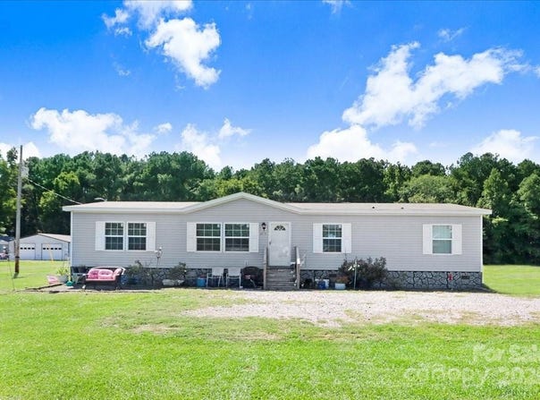 6570 Gardners School Road, Stantonsburg, NC 27883