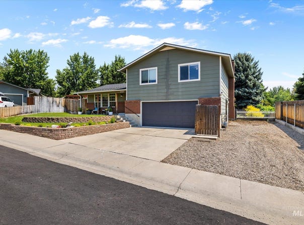 3060 E Eastgate Dr, Boise, ID 83716