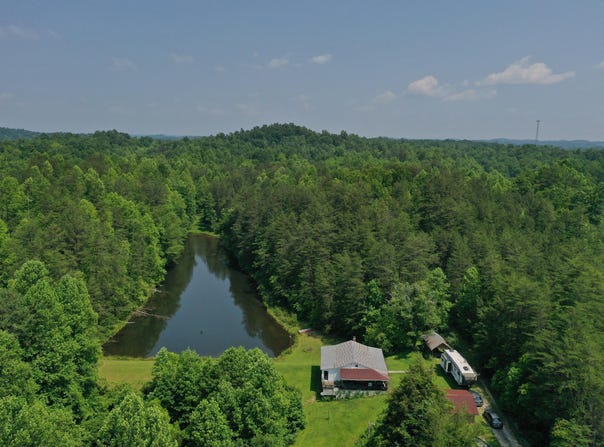 81 Happy Acres Road, Beattyville, KY 41311
