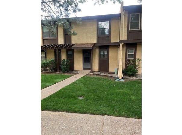45 Glenroyal Dr unit: P, Pueblo, CO 81005