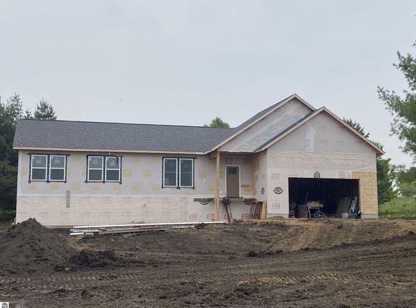 12003 Barkley Lane, Rapid City, MI 49676