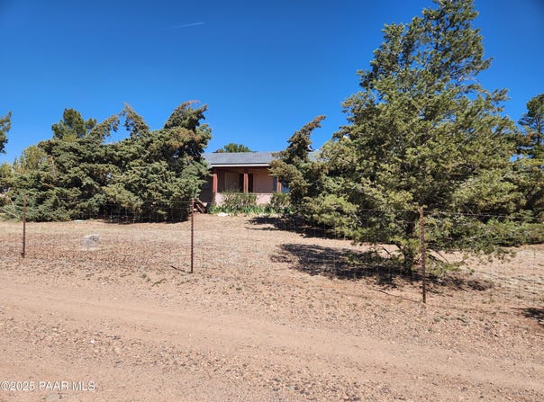 50 N Outback Road, Dewey-Humboldt, AZ 86327