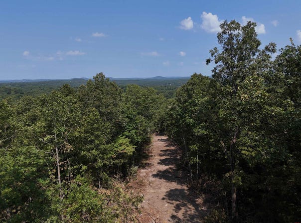 222 OAK SUMMIT DRIVE, Mountain Home, AR 72653