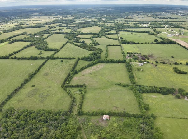 004 E 500 Road, Bolivar, MO 65613