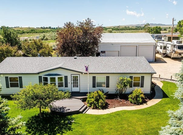 925 W Fetterman Street, Buffalo, WY 82834-0000