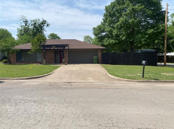 600 E Elm Street, Glen Rose, TX 76043