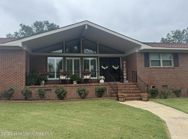 1265 Parrish Pkwy, Alexander City, AL 35010