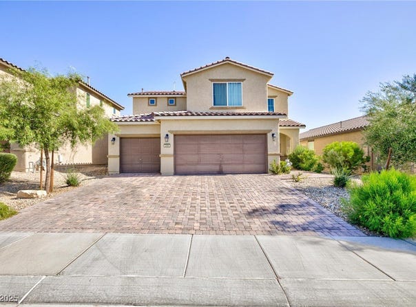 210 Red Sandstone Avenue, North Las Vegas, NV 89031