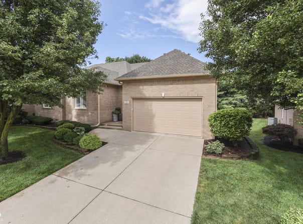 1454 Heron Ridge Boulevard, Greenwood, IN 46143