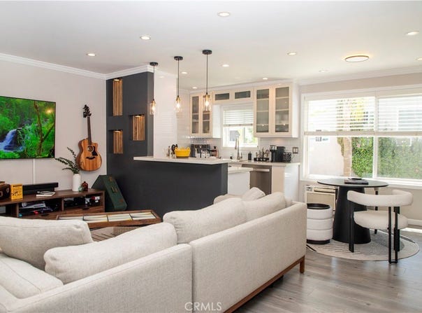 972 Larrabee Street, West Hollywood, CA 90069