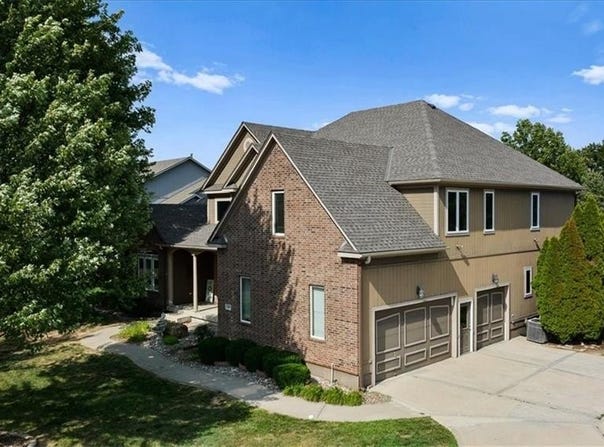 14409 GRANDVIEW Street, Overland Park, KS 66221