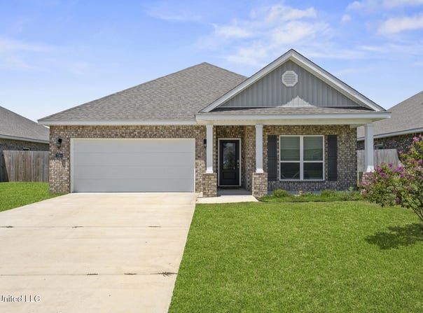 7364 Shearwater Way, Ocean Springs, MS 39564