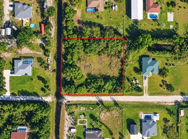 92nd Lane N, The Acreage, FL 33470