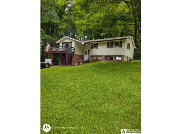 613 N Main Street, PA 16345