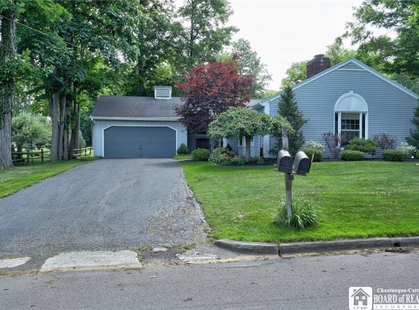 251 McDaniel Avenue, Jamestown, NY 14701